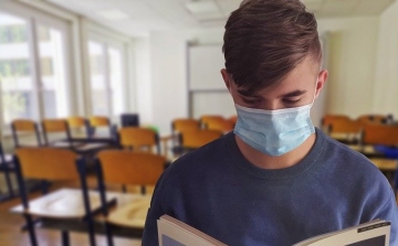Közegészségügyi Hivatal: Az iskolásoknak elég lesz a kéthetes teszt