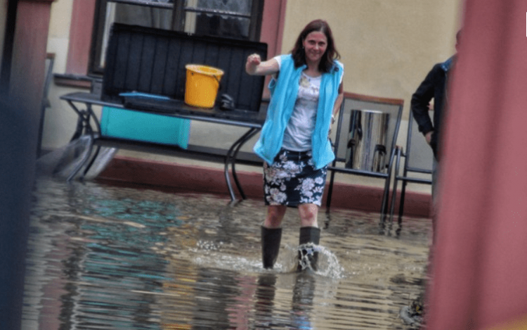Négy ember meghalt a hétvégi árvizekben Csehországban