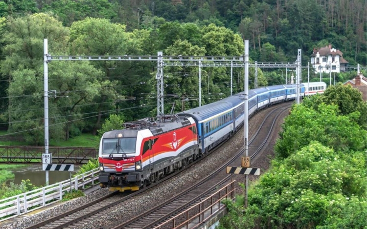  Hétfőtől újra közlekednek Magyarországra a nemzetközi vonatok
