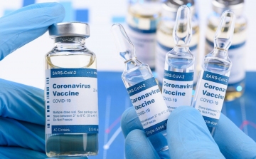 Az EU megkezdte az első Covid-vakcina engedélyezésének vizsgálatát