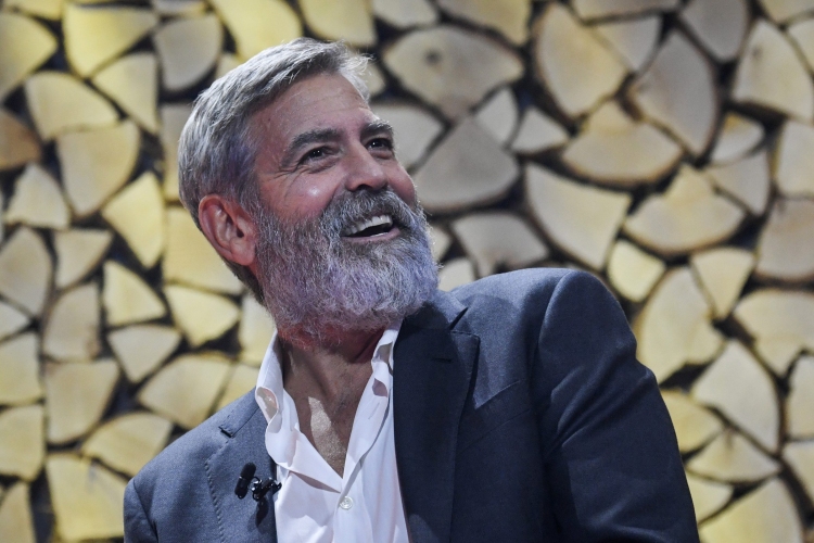 Fidesz: George Clooney is Soros György politikai ügynöke