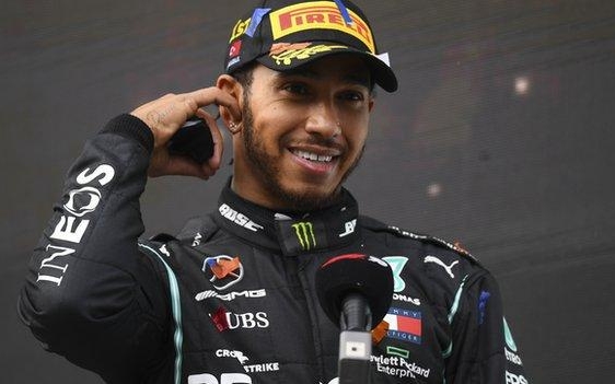 Hétszeres világbajnok lett Lewis Hamilton