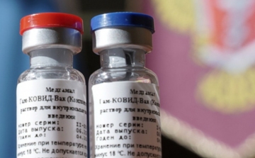 A Magyar Orvosi Kamara „nem tudja tiszta lelkiismerettel” ajánlani az orosz és a kínai vakcinát